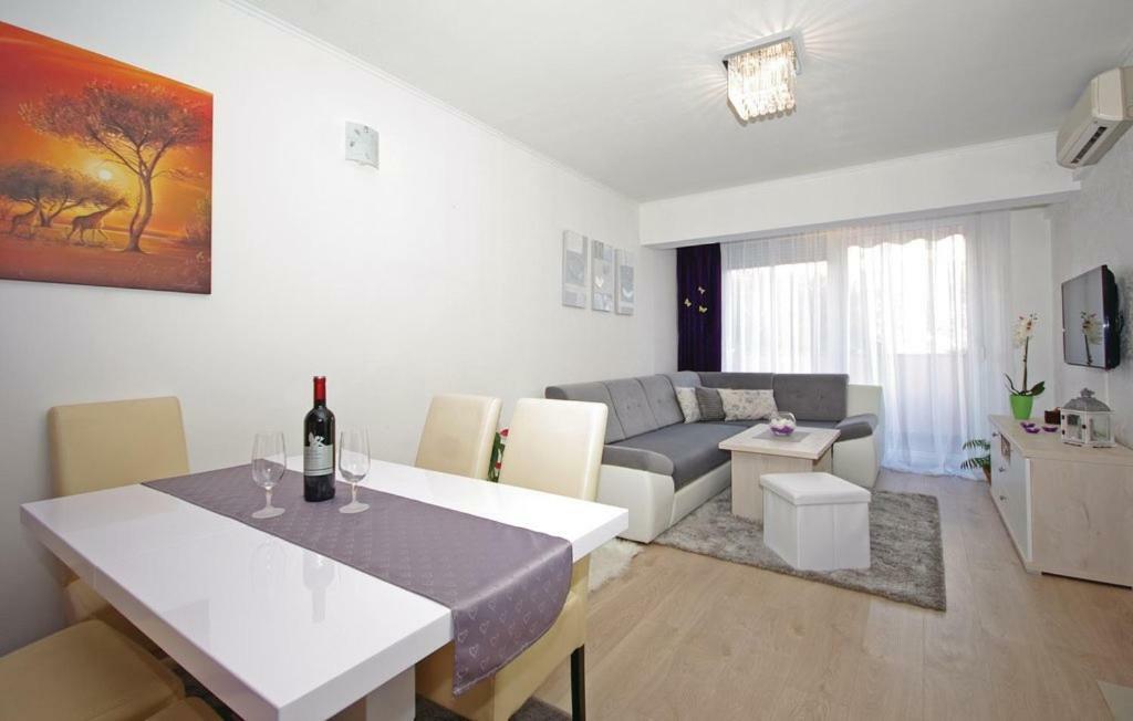 Apartman Jurilj Makarska Zewnętrze zdjęcie