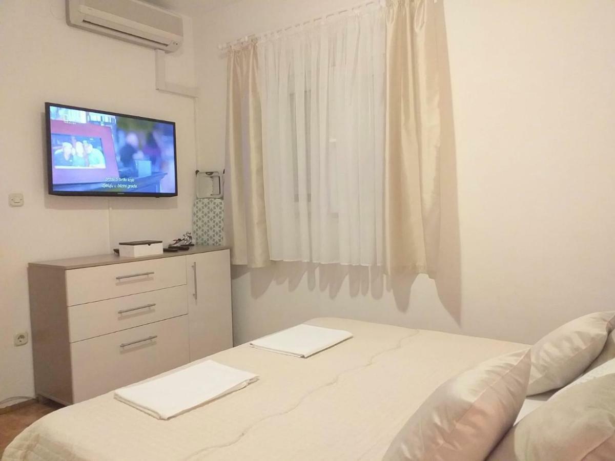 Apartman Jurilj Makarska Zewnętrze zdjęcie